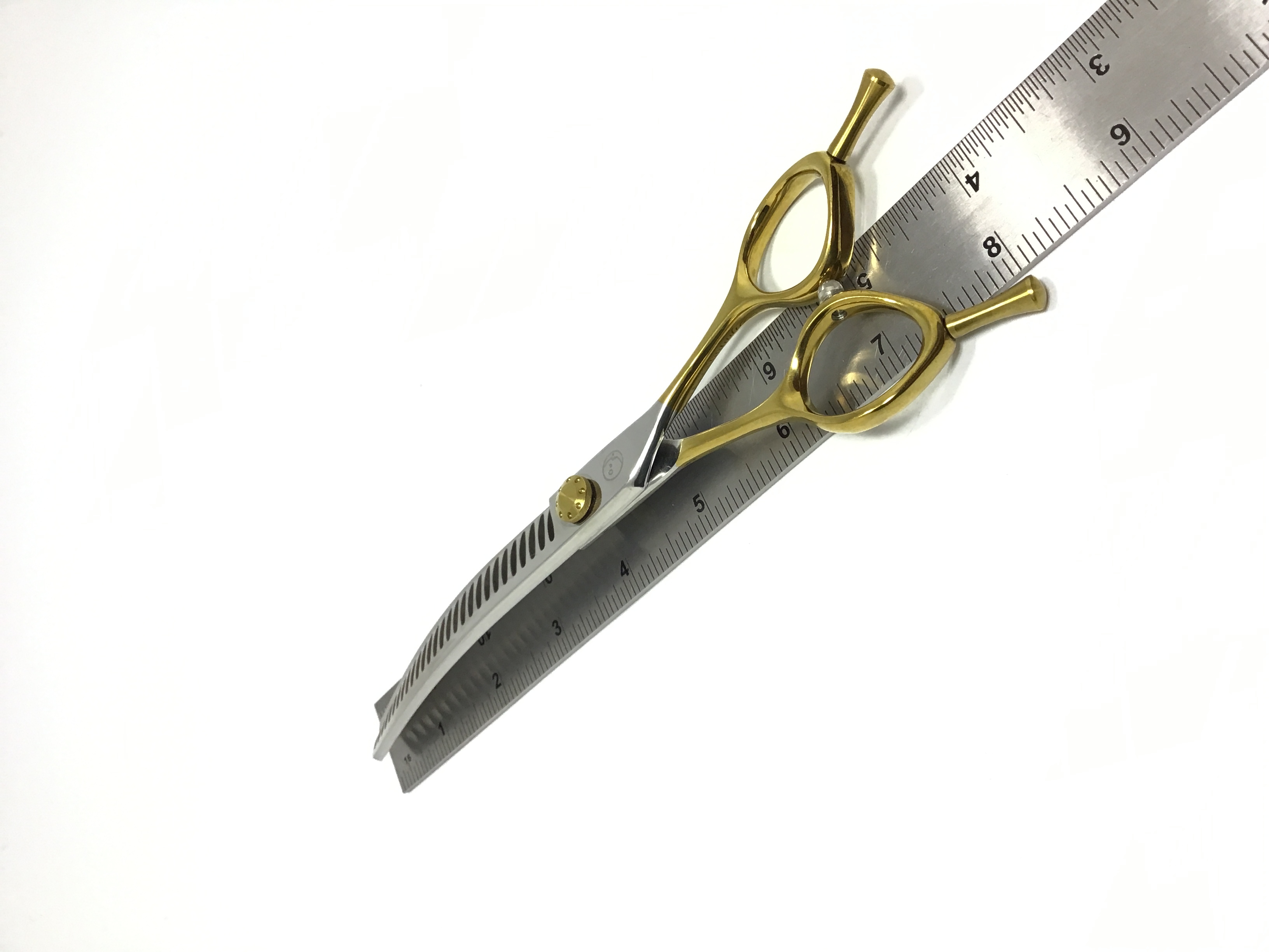 376019 – House-Bellucci Alligator Scissor